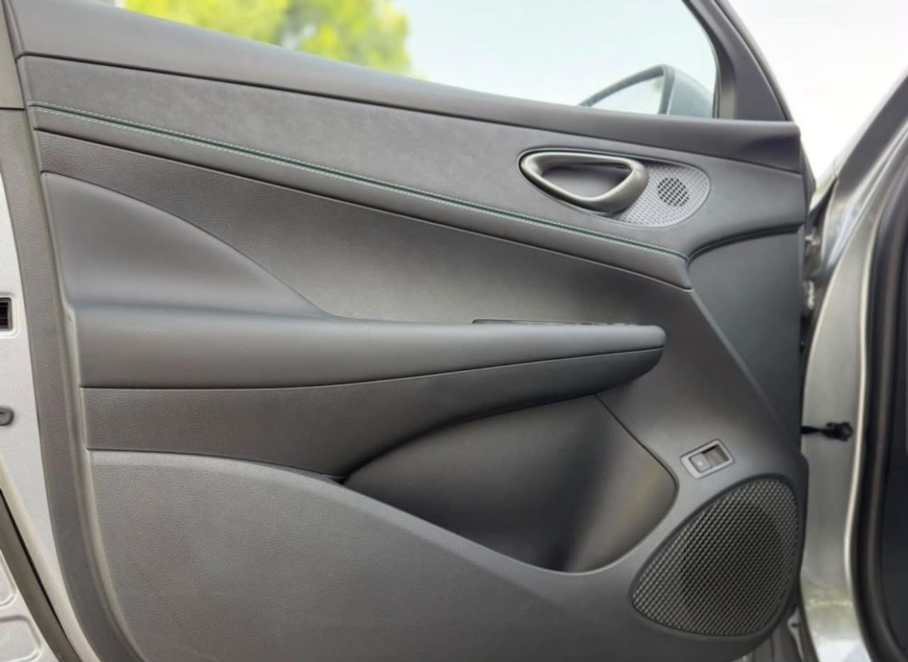 بي واي دي سيل 05 Full option with sunroof battery range 210km