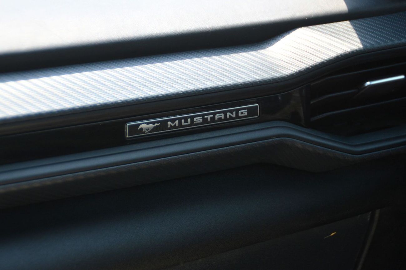 Ford Mustang GT 5.0L (435 HP) Coupe A/T PREMIUM GT WITH ACTIVE EXHAUST