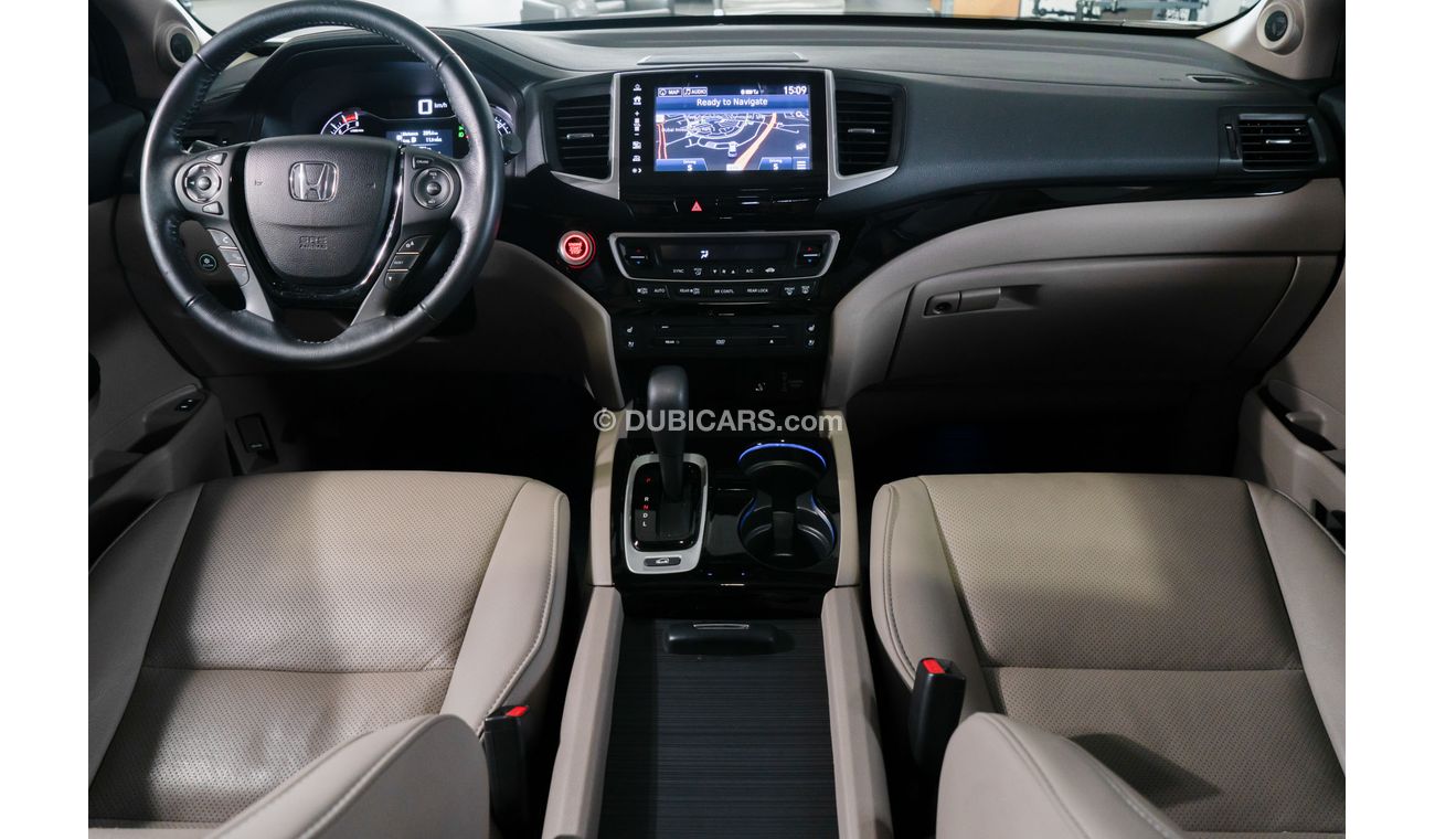 Honda Pilot 2017 Honda Pilot Touring AWD 3.6L V6 / Full Honda Service History & 5 Year Honda Warranty