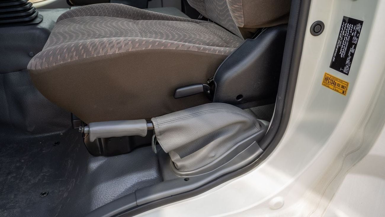 Toyota Coaster Toyota Coaster 2.7 MT 23STR Petrol -2025YM