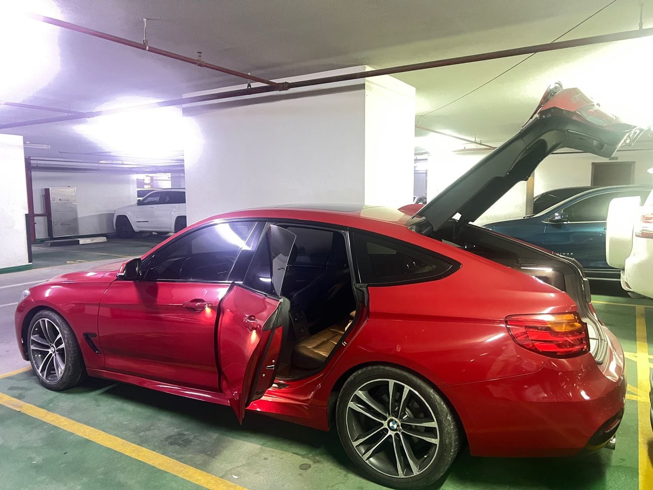 بي أم دبليو 328 جران توريزمو