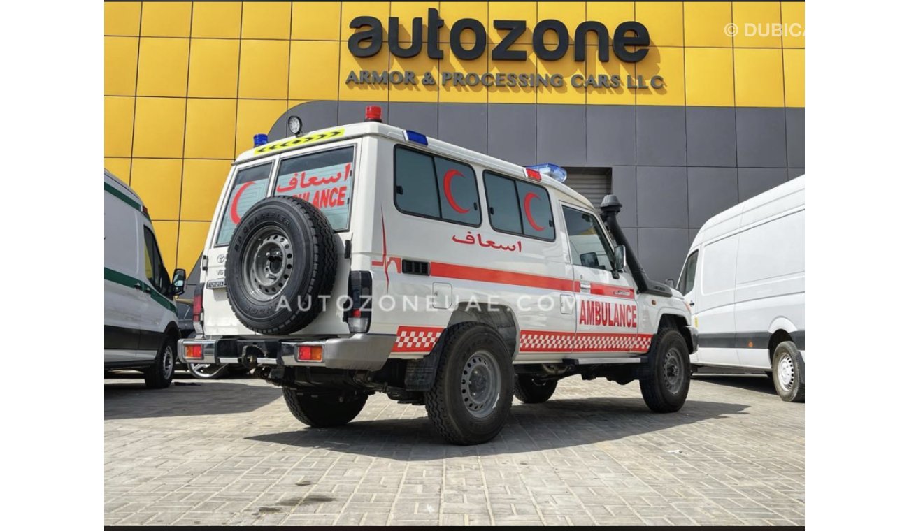 Toyota Land Cruiser Hard Top HZJ78 4x4 Ambulance