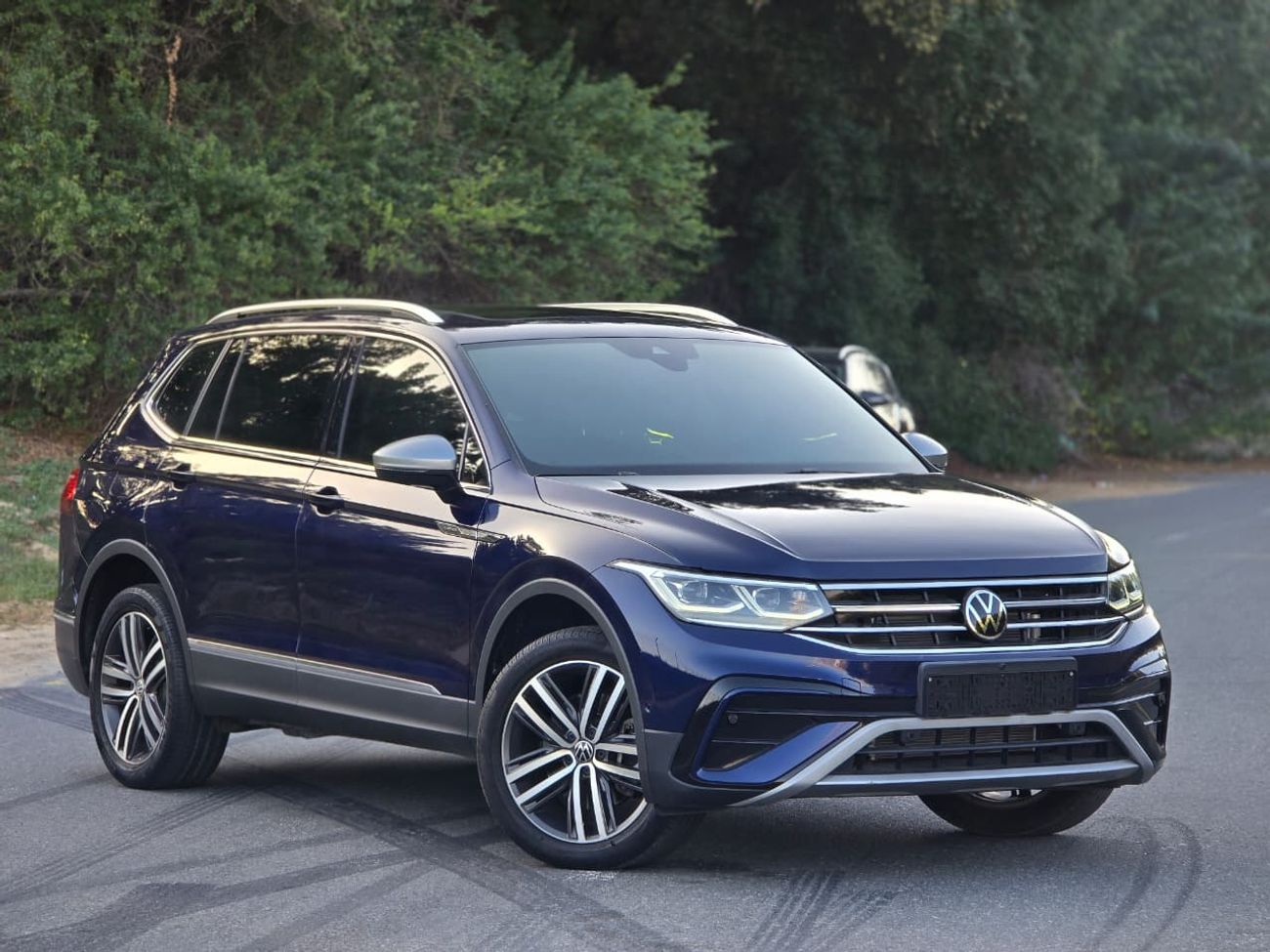 Volkswagen Tiguan R-Line 2.0L VOLKSWAGEN TIGUAN 2023 // KOREAN // 7 SEATS // PERFECT CONDITION // FULL OPITION // LOW 