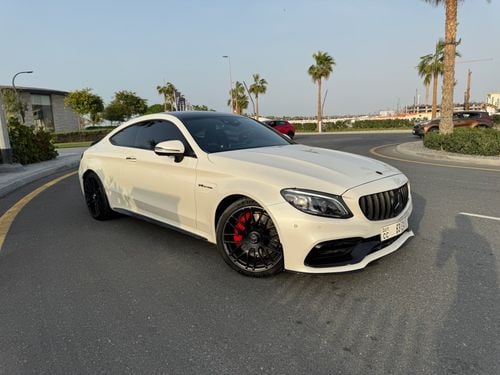 مرسيدس بنز C 63S AMG
