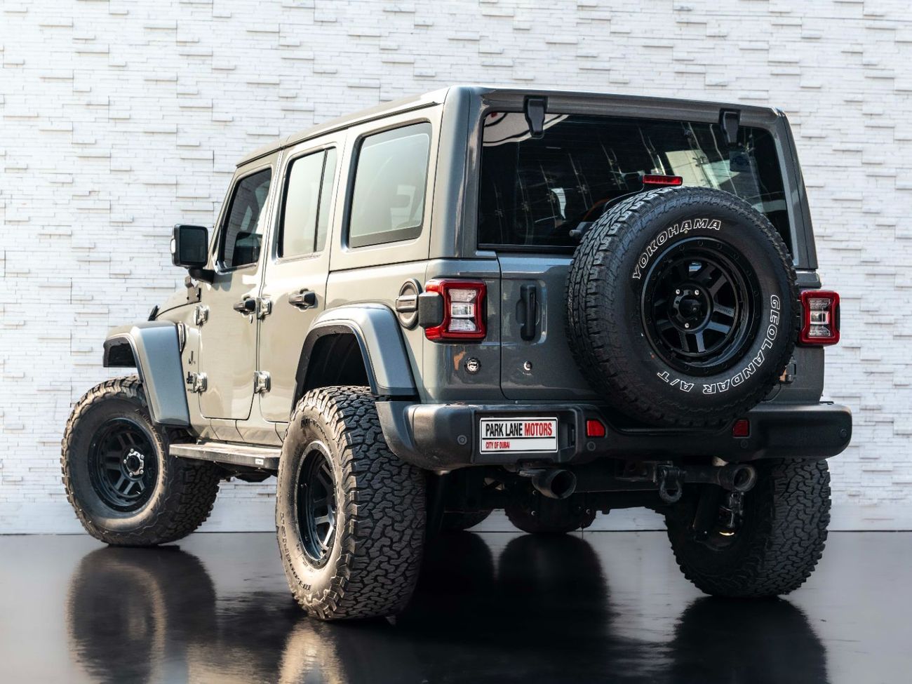 جيب رانجلر Sahara 3.6L A/T (5 Seater)