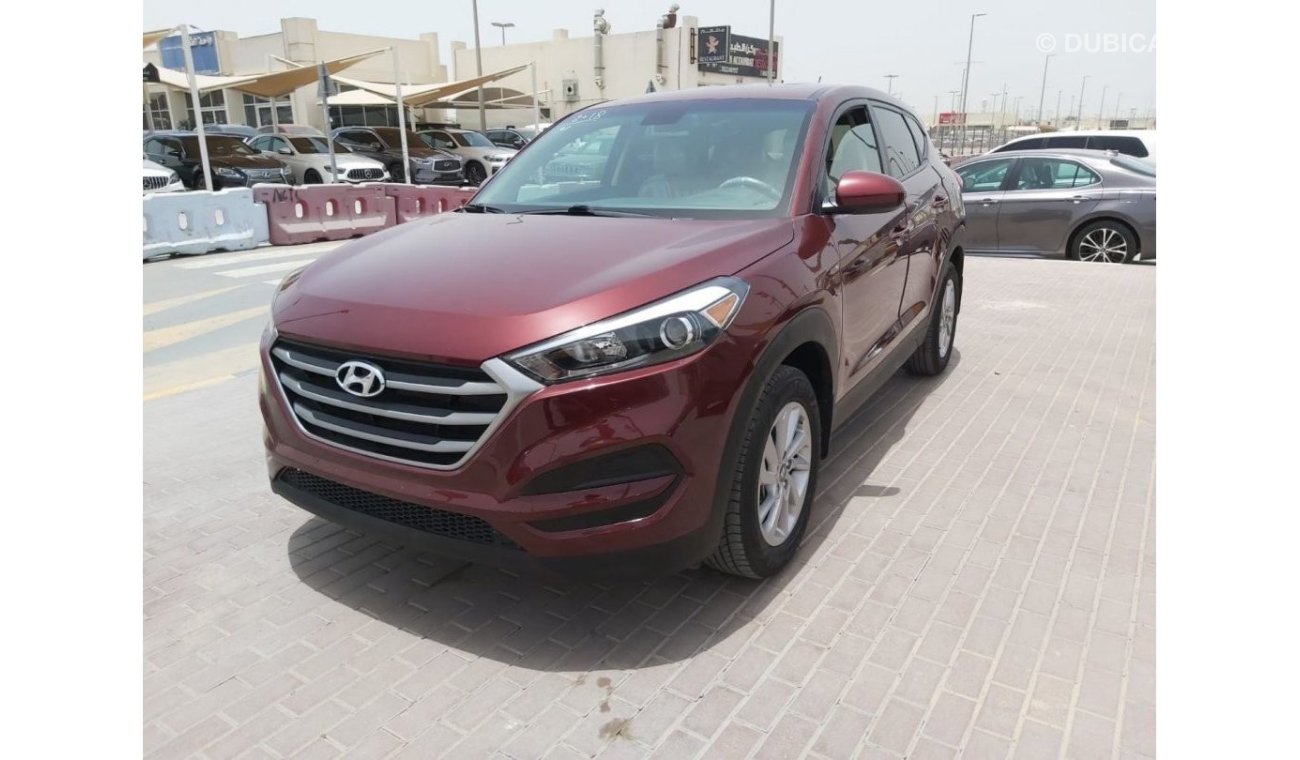 Hyundai Tucson SE SE 2018 Hyundai Tucson, Burgundy Color