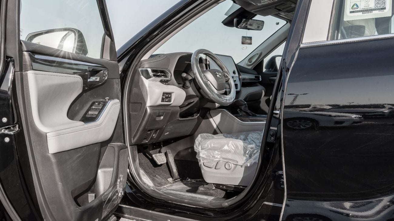 Toyota Highlander 2026 Toyota Highlander Limited 2.5L AT Hybrid (Black)