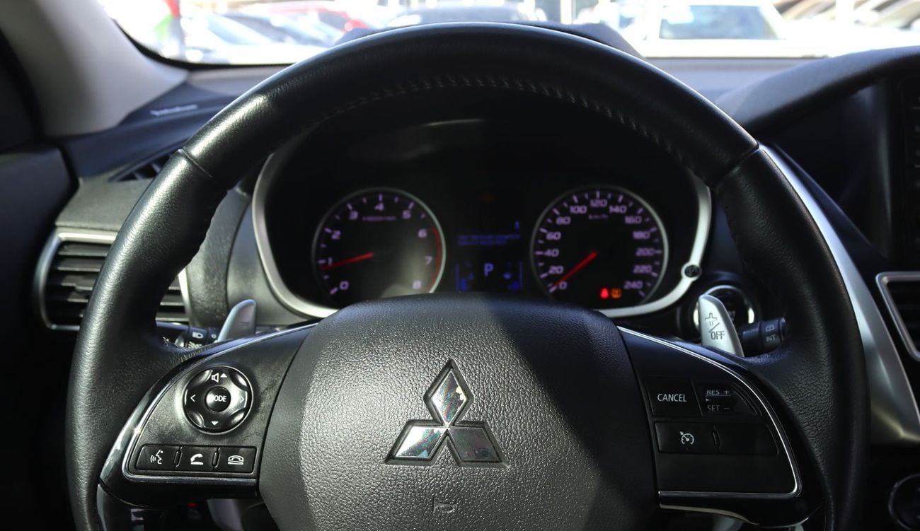 ميتسوبيشي إكلبس كروس ميتسوبيشى إكلبس كروس 2020 - خليجى - بدون حوادث - محرك.1.5L- بحاله ممتازه