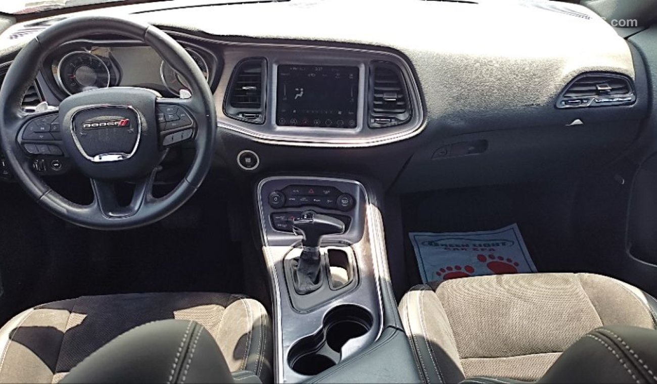 Dodge Challenger Hemi 5.7