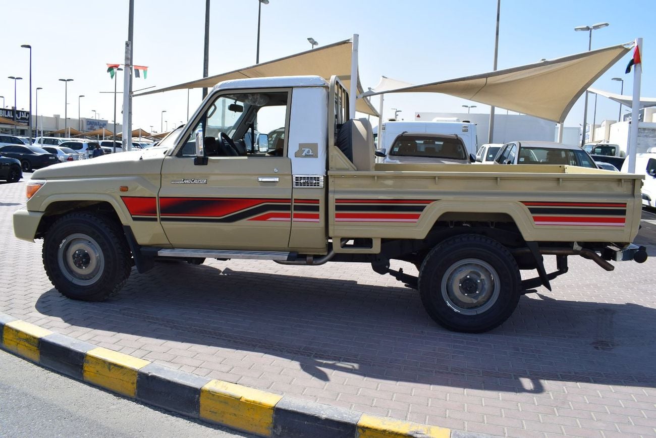 Toyota Land Cruiser Pick Up Toyota Landcruiser S/C Pick Up LX, Diesel, Model:2025