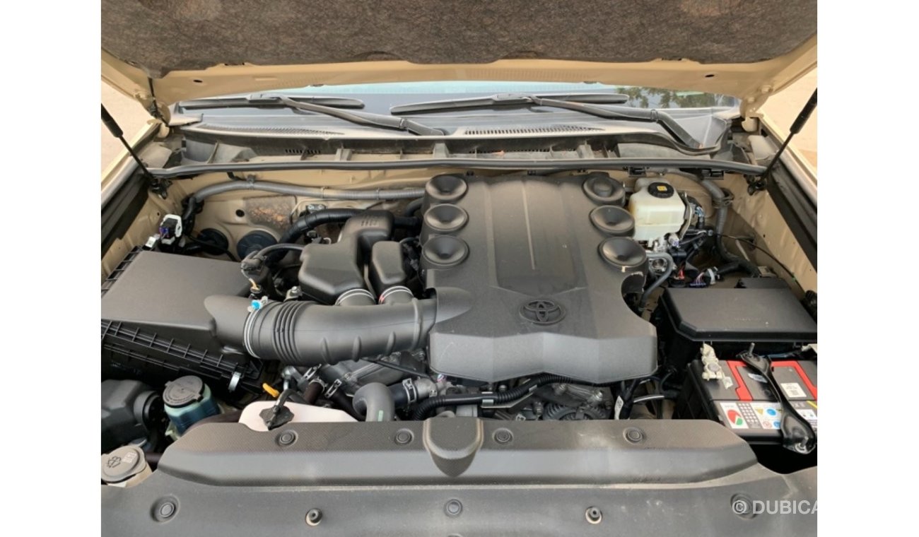 تويوتا 4Runner SR5 PREMIUM 4x4 AND ECO 4.0L V6 2019 AMERICAN SPECIFICATION