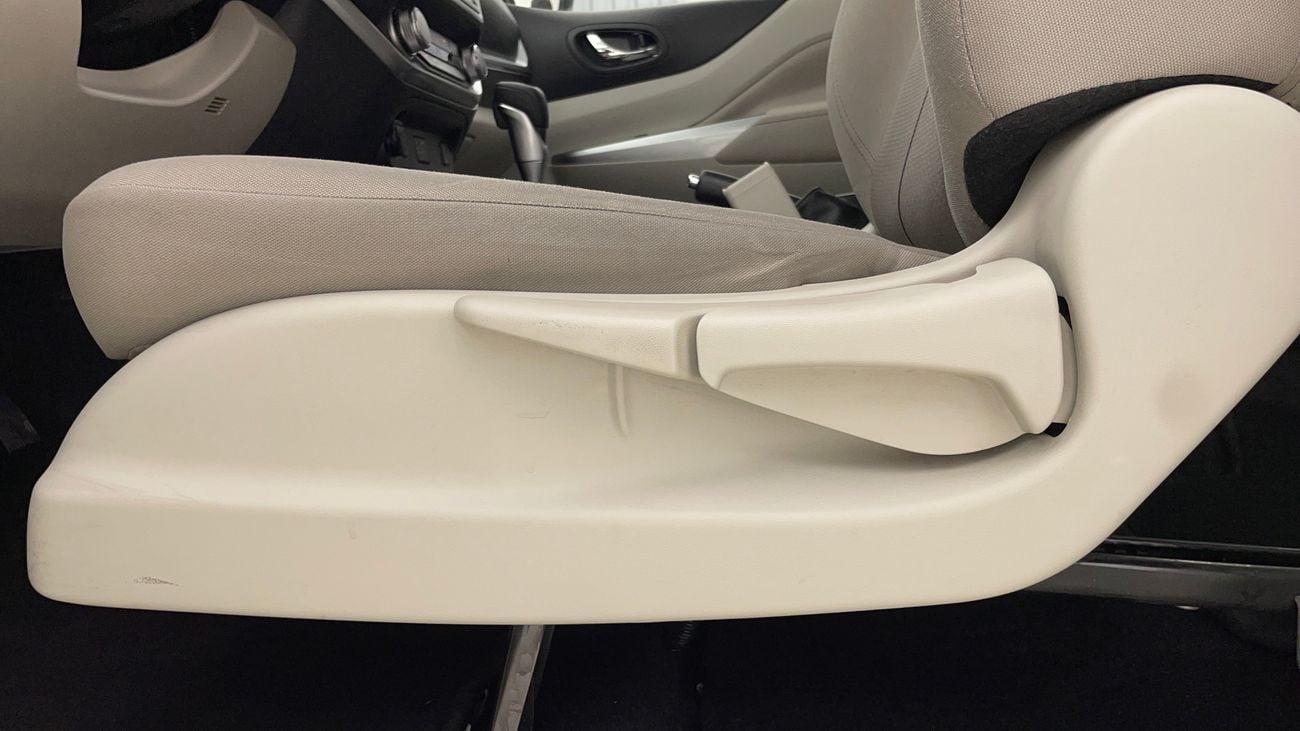 نيسان إكستيرا SE 2.5 | بدون دفعة مقدمة | اختبار القيادة في المنزل