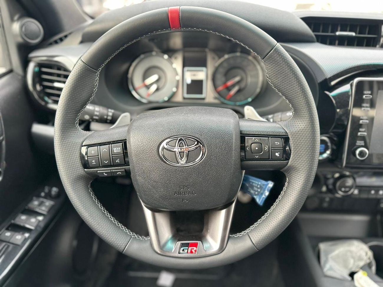 Toyota Hilux Toyota Hilux Gr Sport 4,0L Model 2026 Spec Saudi