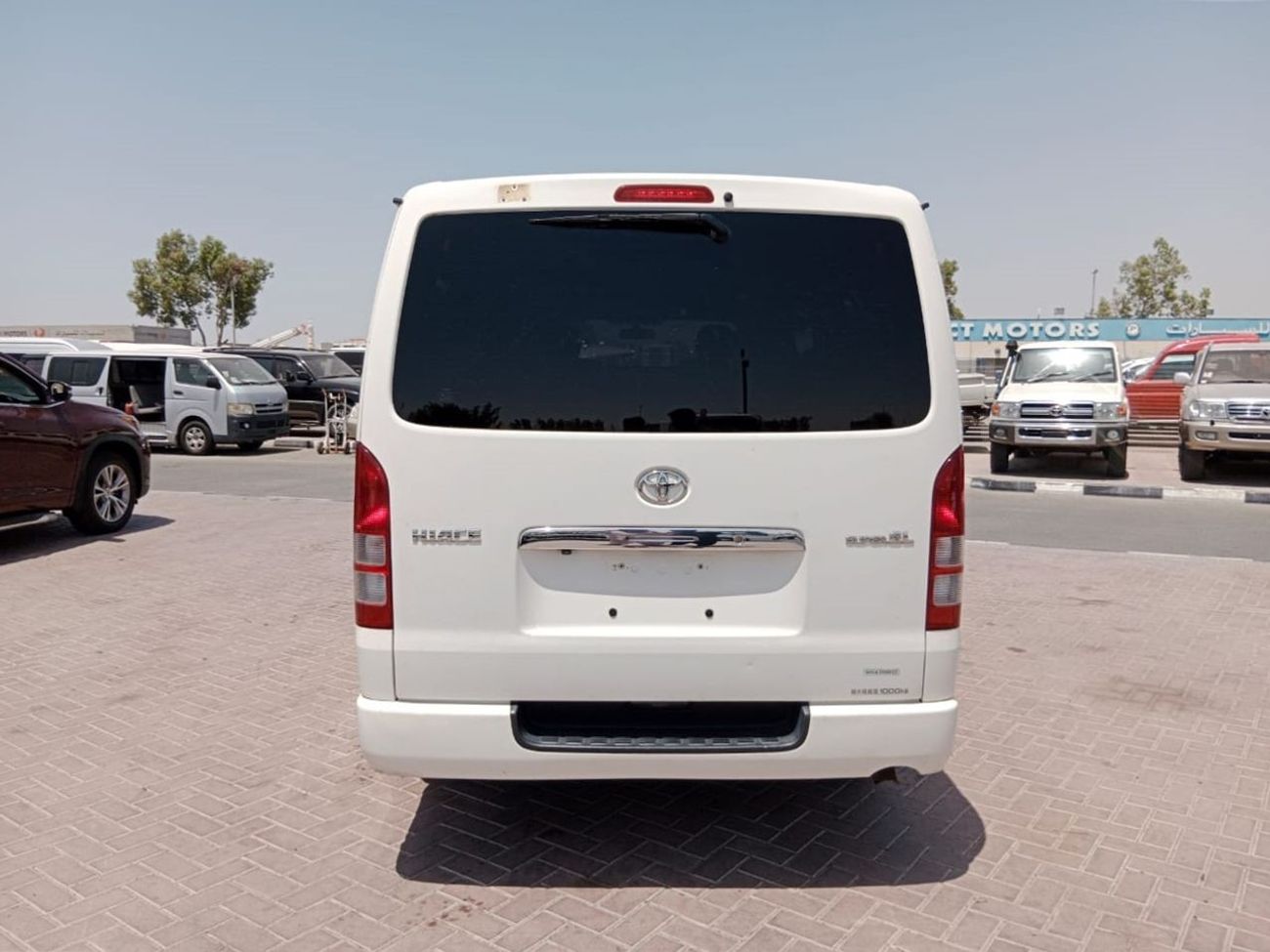 Toyota Hiace TOYOTA HIACE VAN RIGHT HAND DRIVE (PM1317)