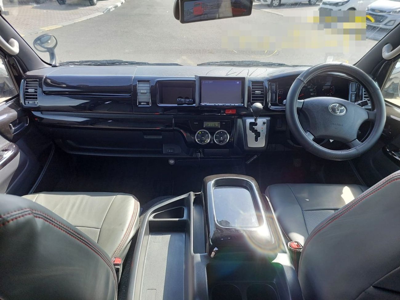 Toyota Hiace TOYOTA HIACE COMMUTER VAN RHD 2013 MODEL 2.7 L PETROL AUTOMATIC(PM17032)