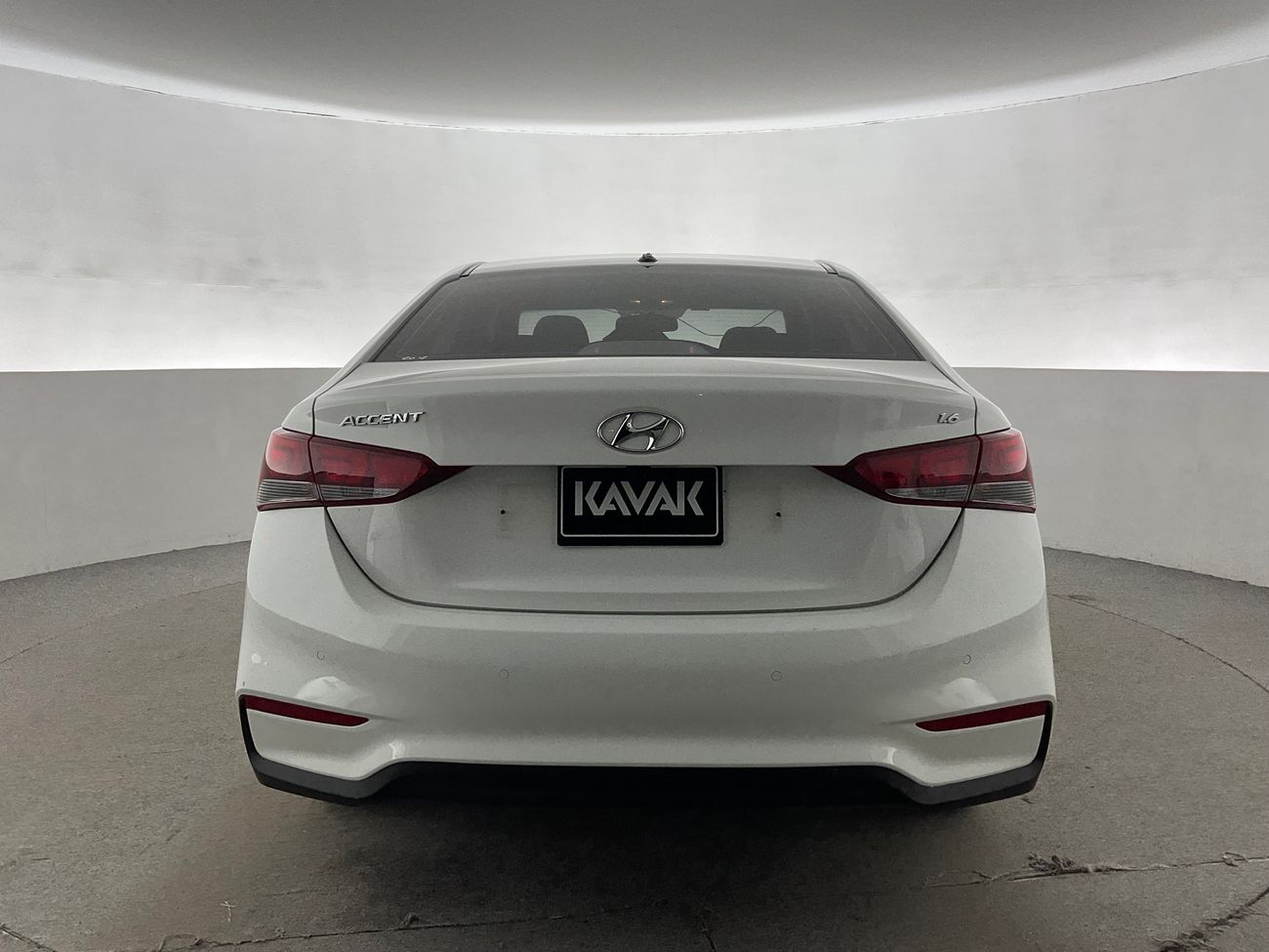 هيونداي أكسنت Smart / GL | National Day Celebration | شامل الضمان | 0 ﺪﻔﻋﺓ ﺃﻮﻟﻯ