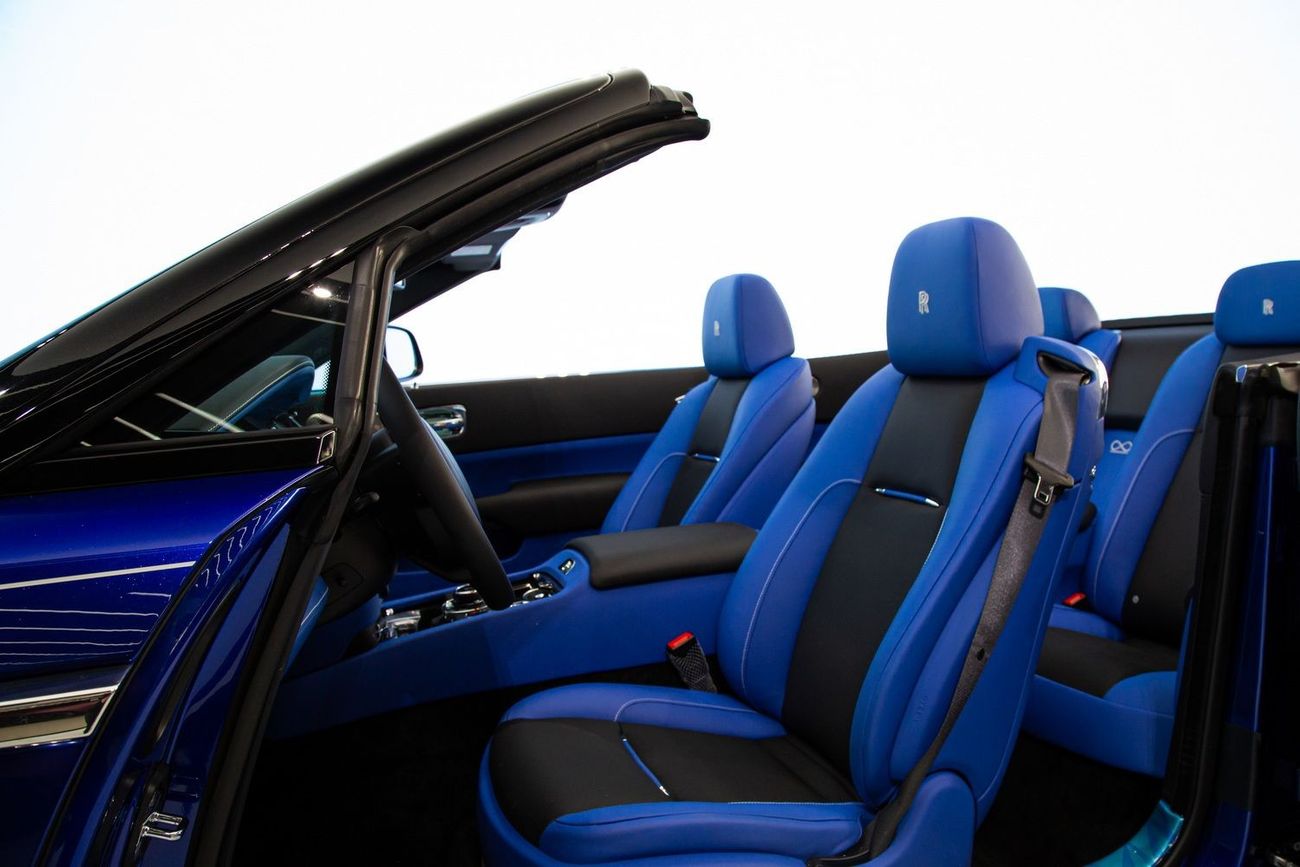 Rolls-Royce Dawn BLACK BAGDE