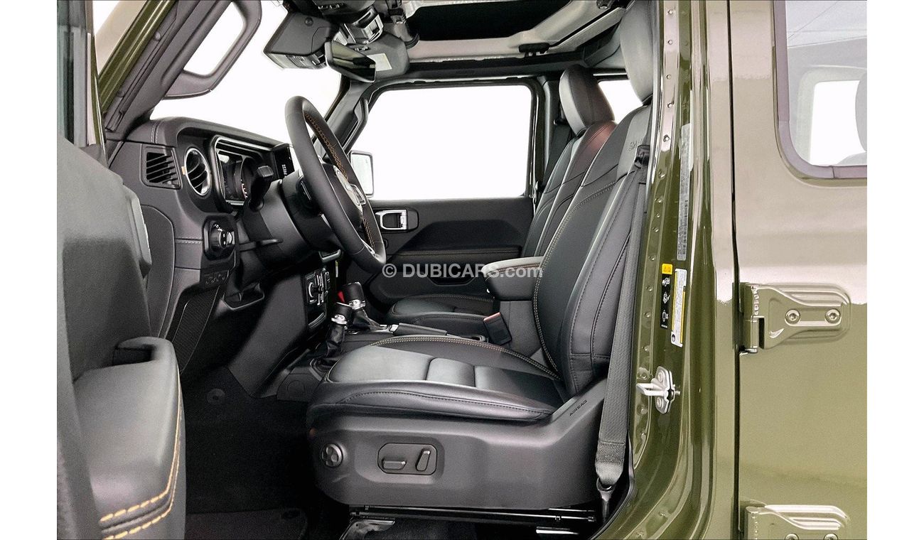 Toyota Tundra TOW HITCH | LHD | PREMIUM INTERIOR | ELECTRIC SEATS | DRLs | SUN ROOF | DARK ALLOY RIMS | BEST CONDI