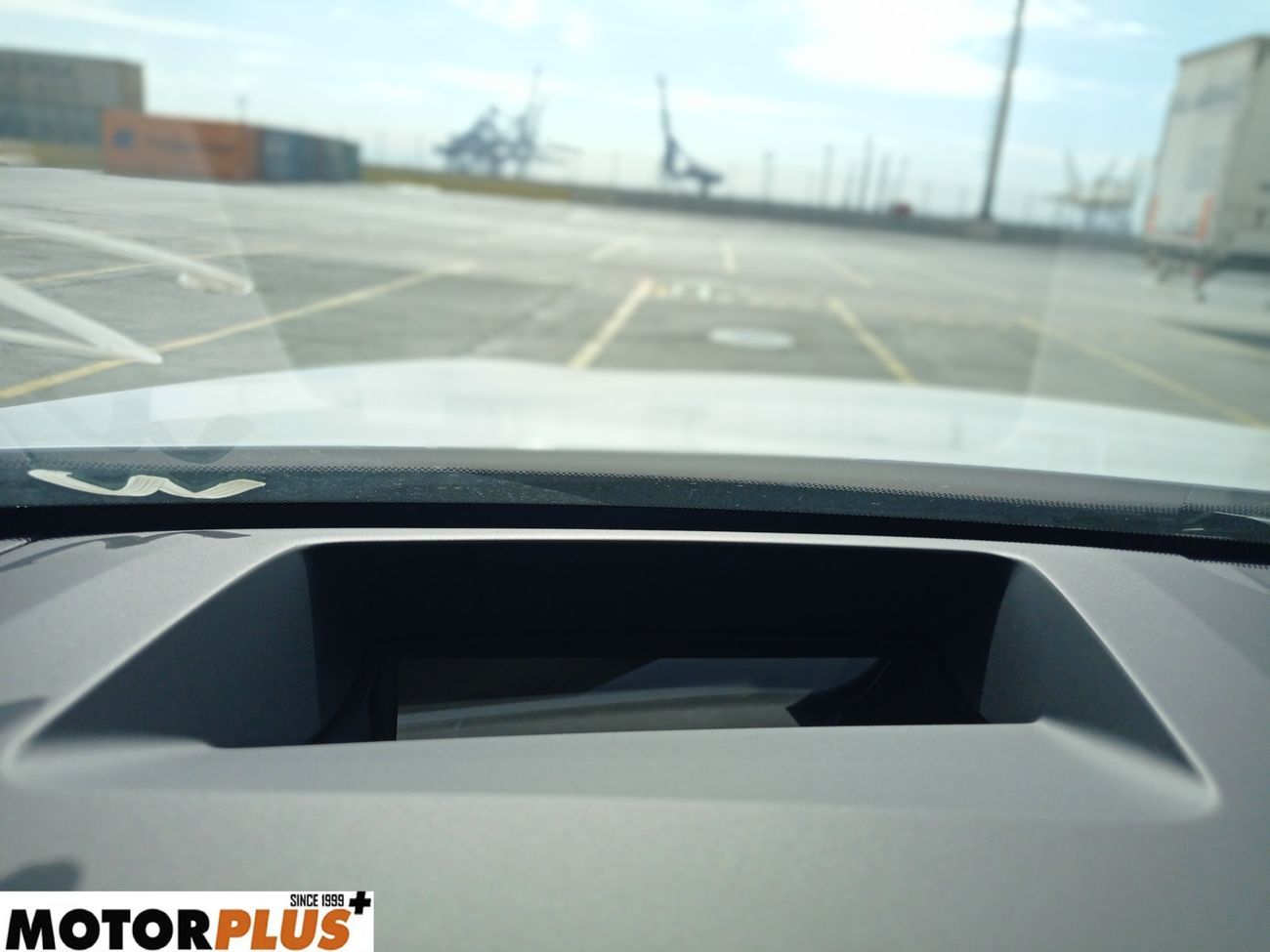 Lexus RX350h 2025 HYBRID F SPORT+ Экран на русском