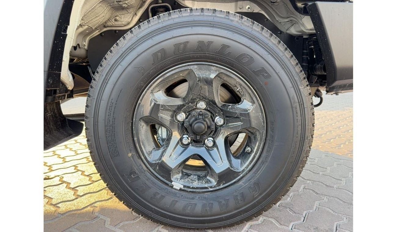 Toyota Land Cruiser 70 2024 Toyota LC71 4.0 Hard Top 3DR SWB - White inside Bluish Grey | Export Only