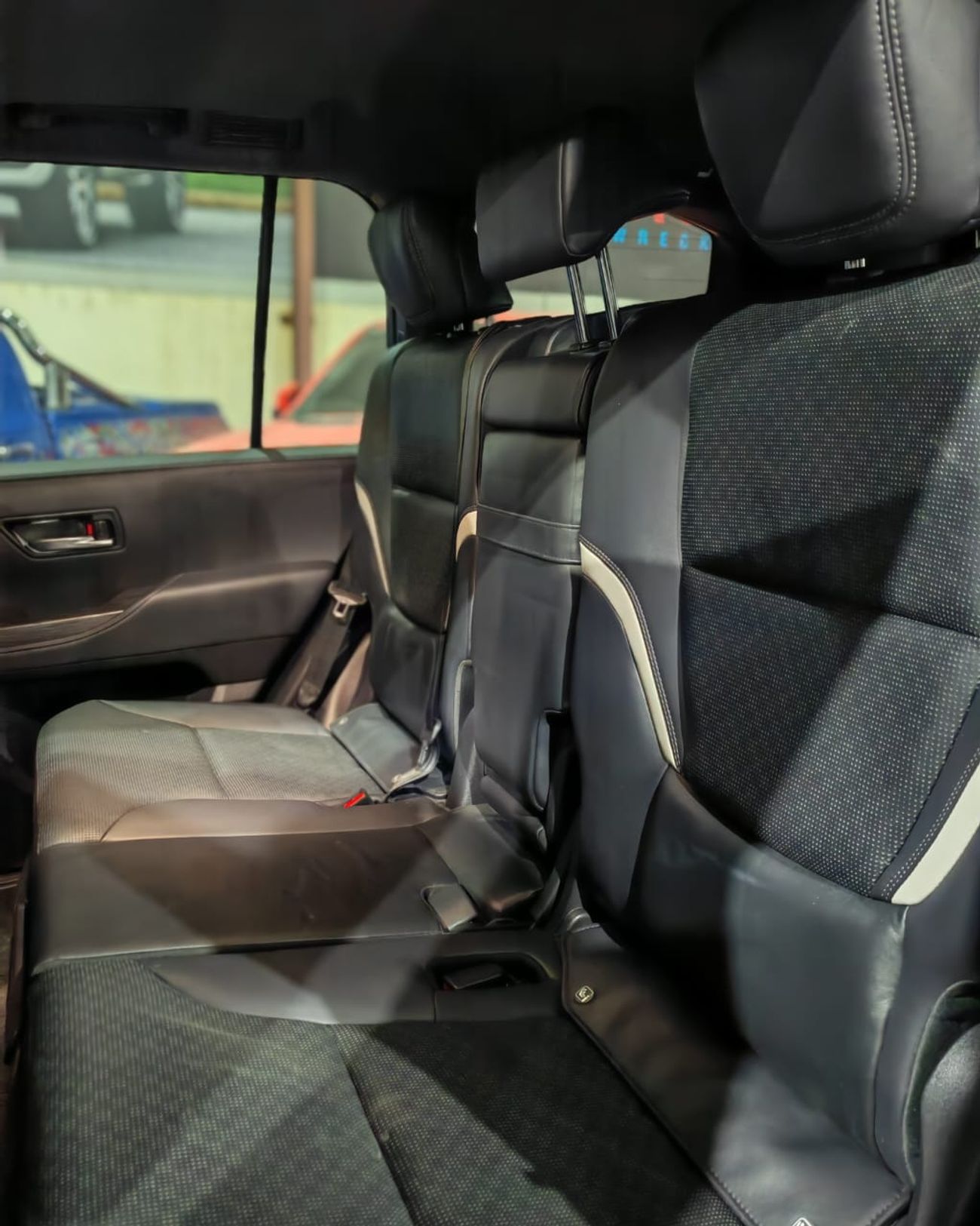 Toyota Land Cruiser GXR4 3.3L