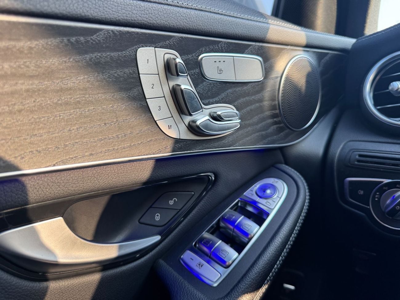 مرسيدس بنز GLC 300 4MATIC كوبيه