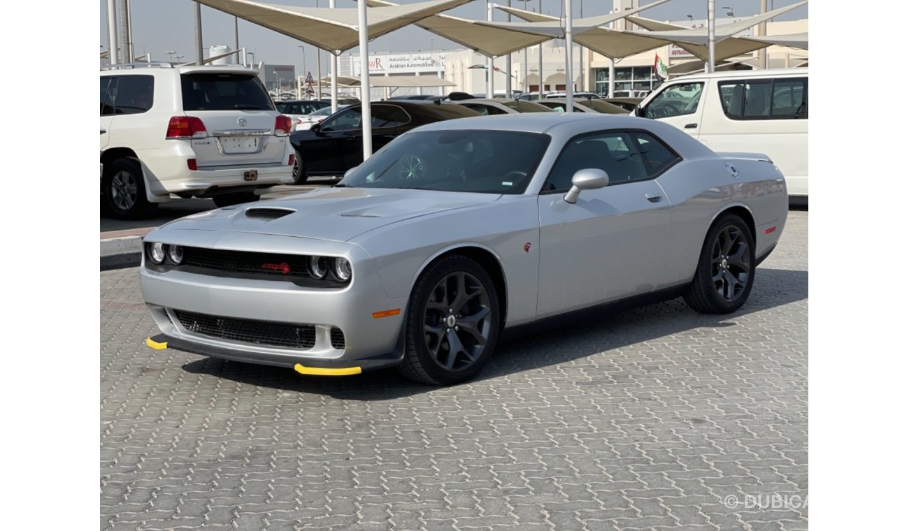 Dodge Challenger Dodge Challenger