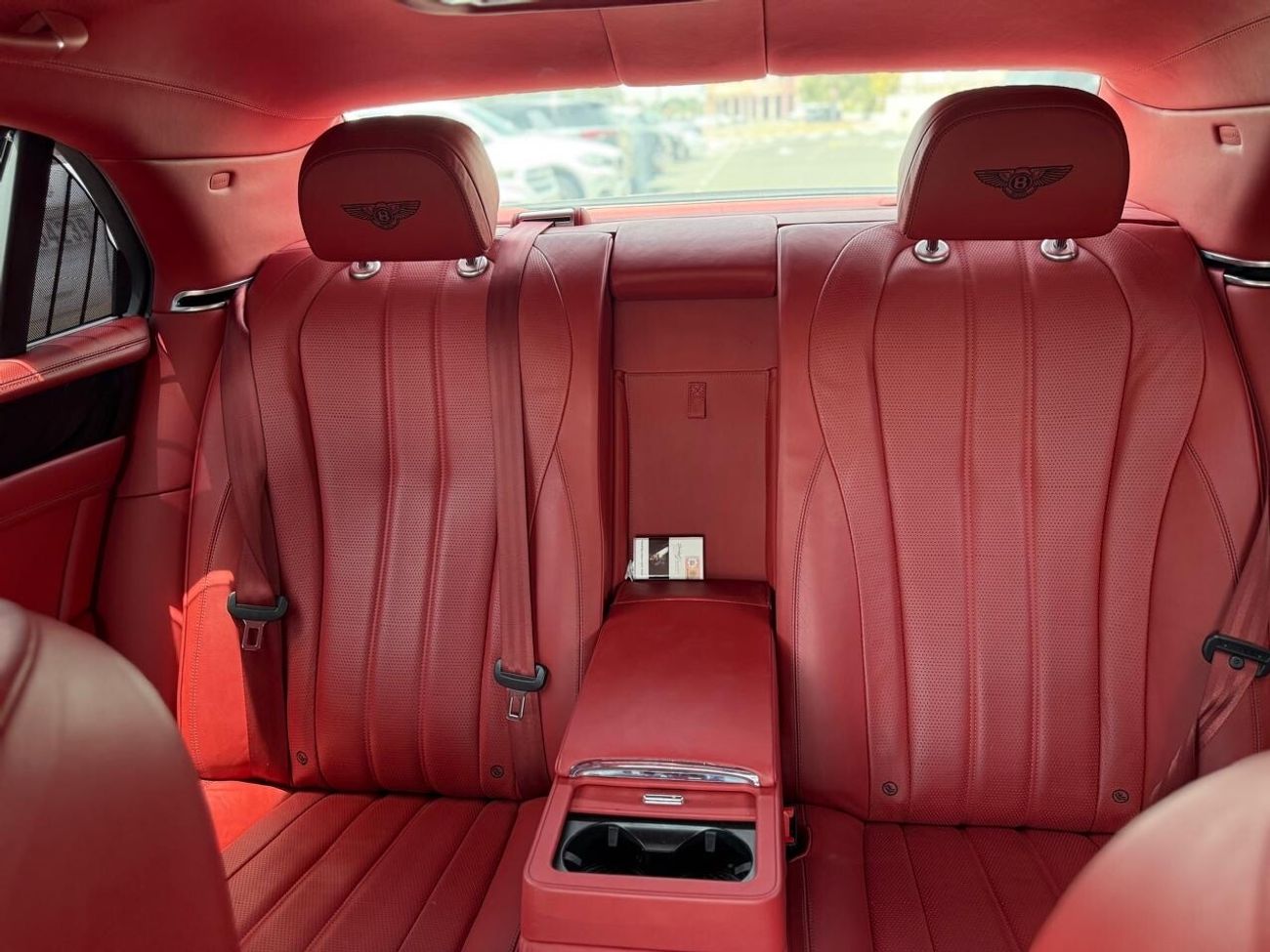 بنتلي فلاينج سبور v8