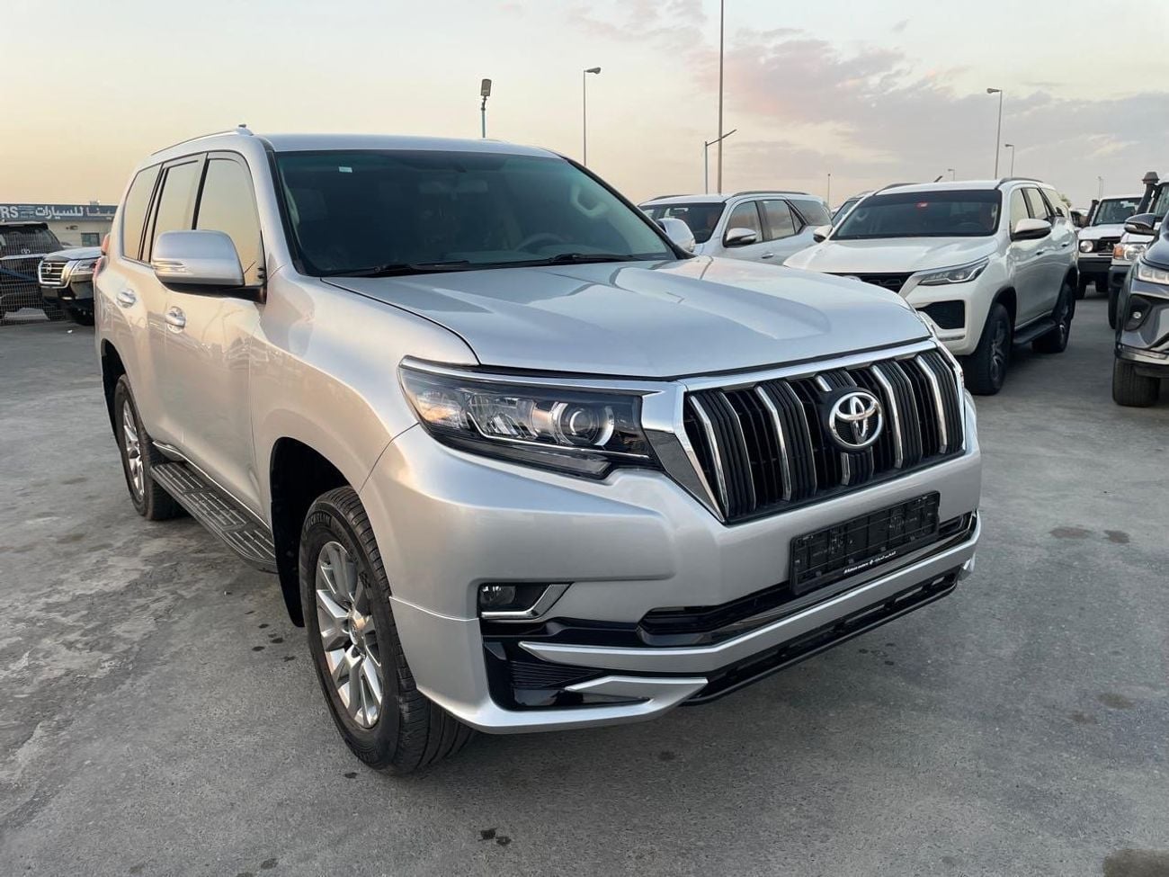 Toyota Prado GXR TX-L 2.7L (271 HP)