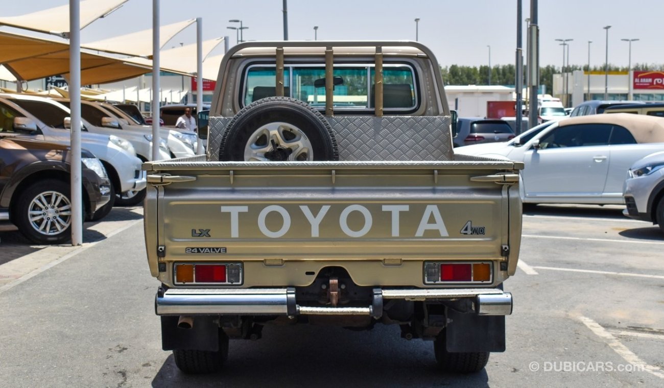 Toyota Land Cruiser Pick Up