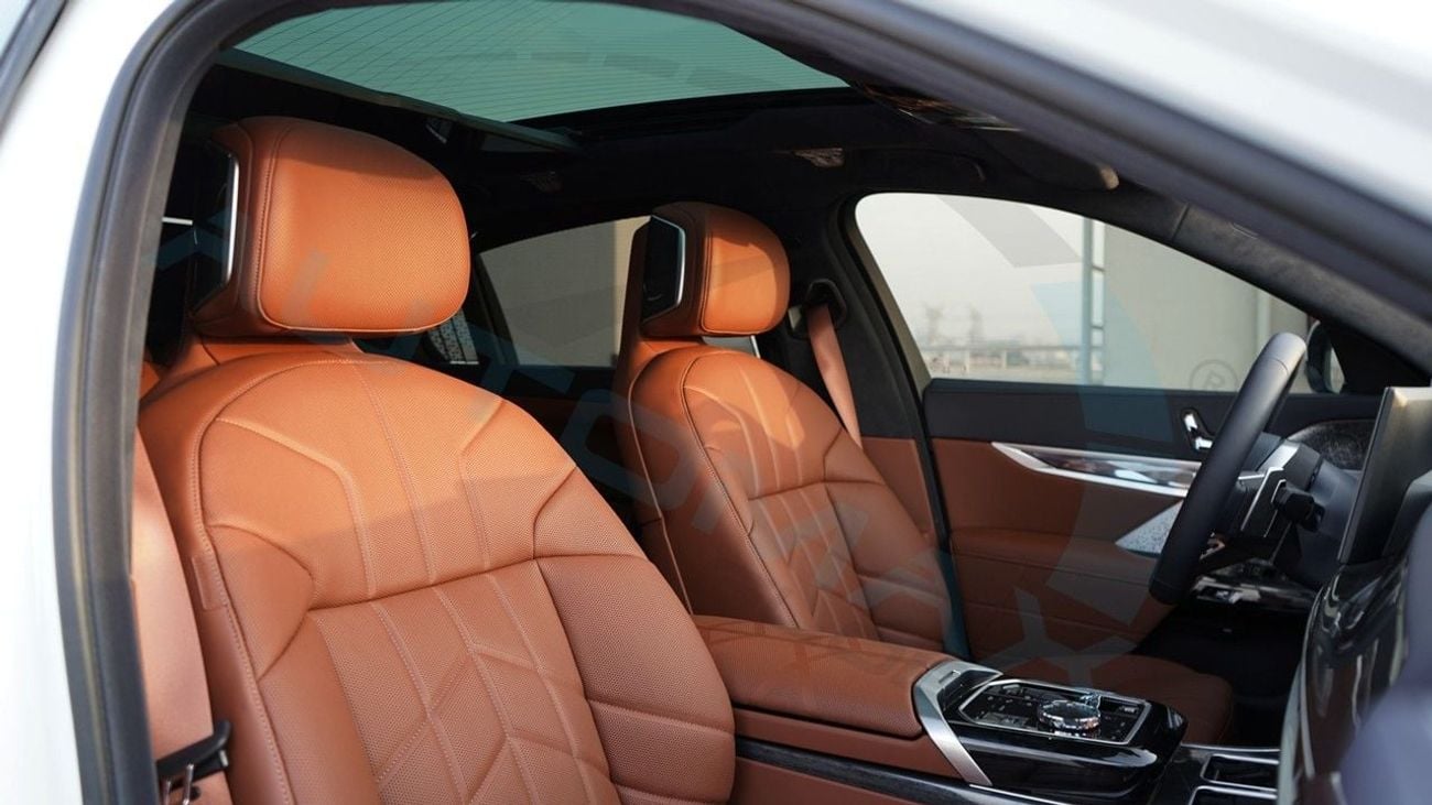 بي أم دبليو 760i XDRIVE MASTERCLASS M SPORT PACKAGE 2026 (For Export , НА ЭКСПОРТ) 4.4TT V8 AWD GCC Без пробега