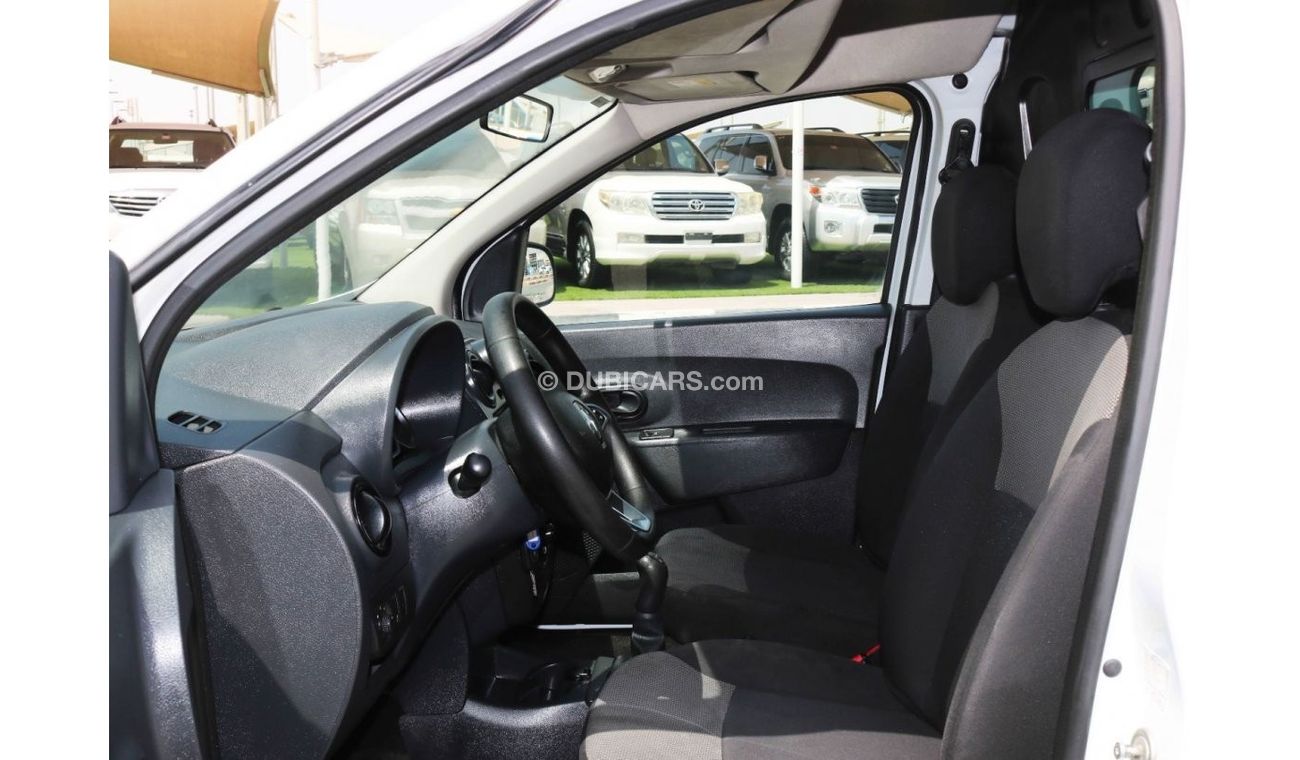 رينو دوكر 2019 - DELIVERY VAN - WITH EXCELLENT CONDITION AND GCC SPECS