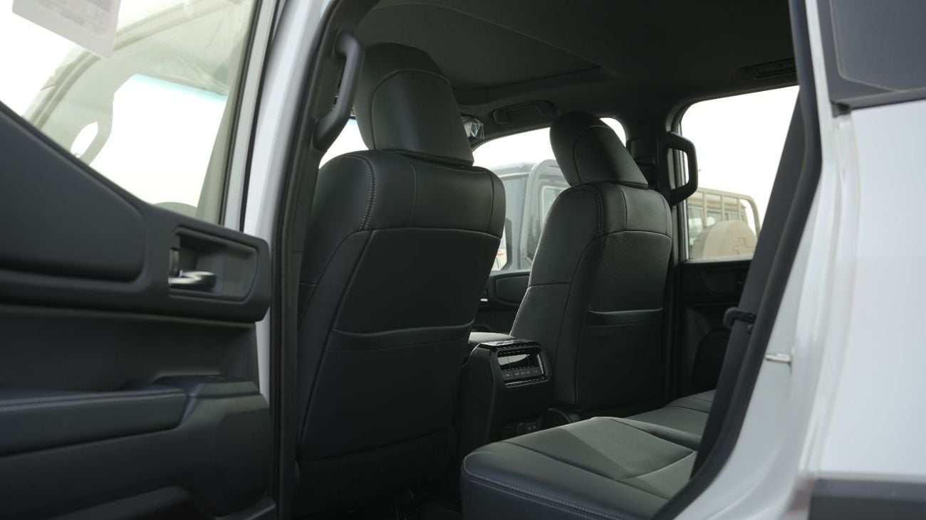 Toyota Prado 2026 Toyota Land Cruiser Prado 2.8L AT Diesel (White-Black)