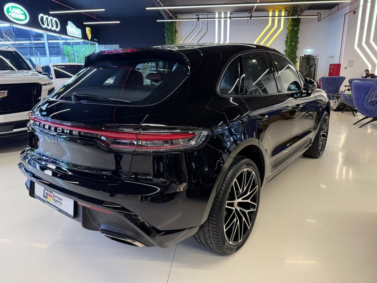 Porsche Macan 2026 Porsche Macan| GCC | Dealer Warranty | 21-inch RS Spyder Rims