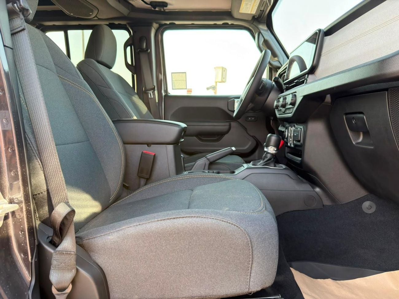 Jeep Wrangler SPORT 2.0L Petrol 2024 Export Price @ 125,000 AED