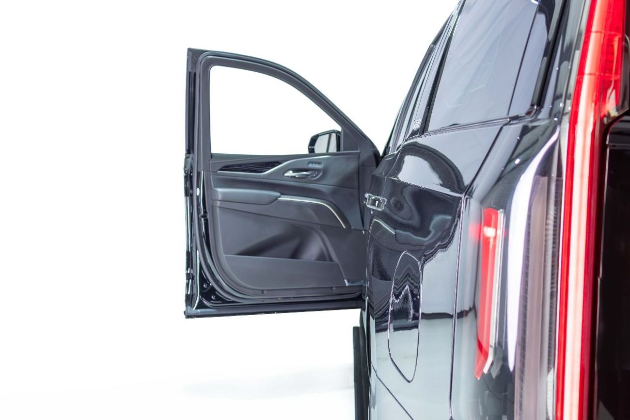 Cadillac Escalade Sport 6.2L AWD 7 Seats-GCC-Al Ghandi Warranty Until 2032-Service Contract Until 2027