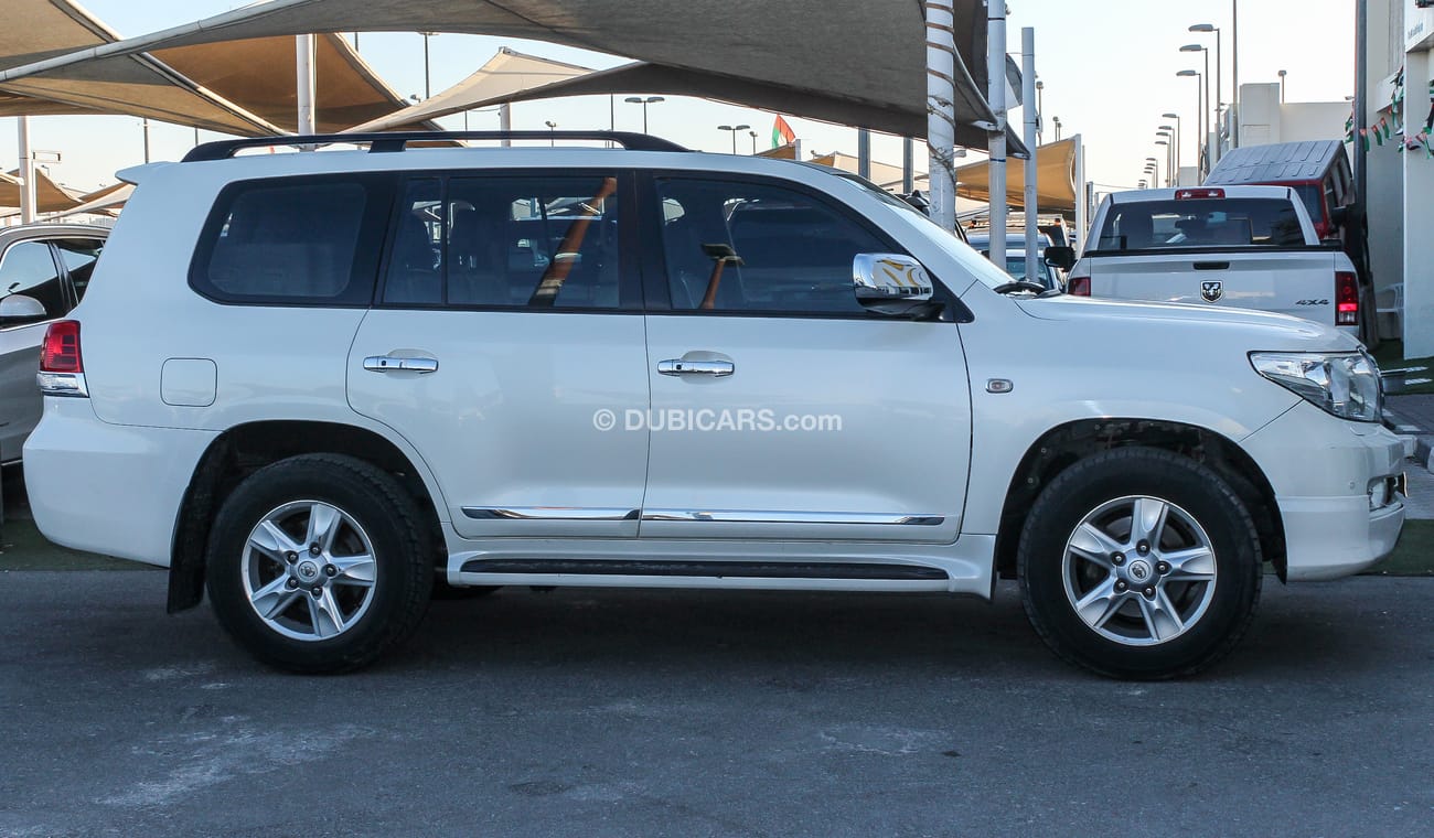 Toyota Land Cruiser VXR V8 4.6 2010 GCC - Full Option - Perfect Condition