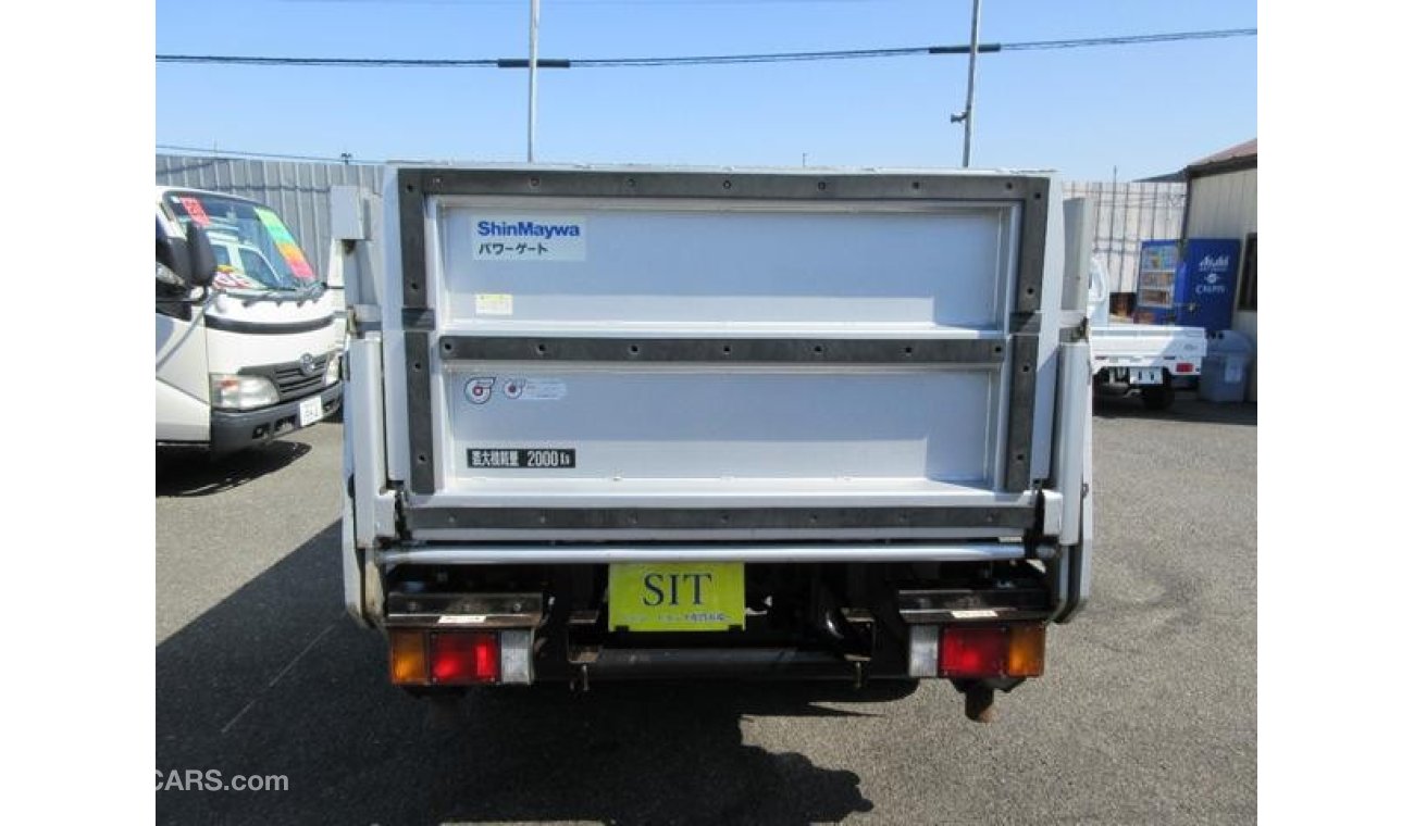 Mazda Titan LKR85A