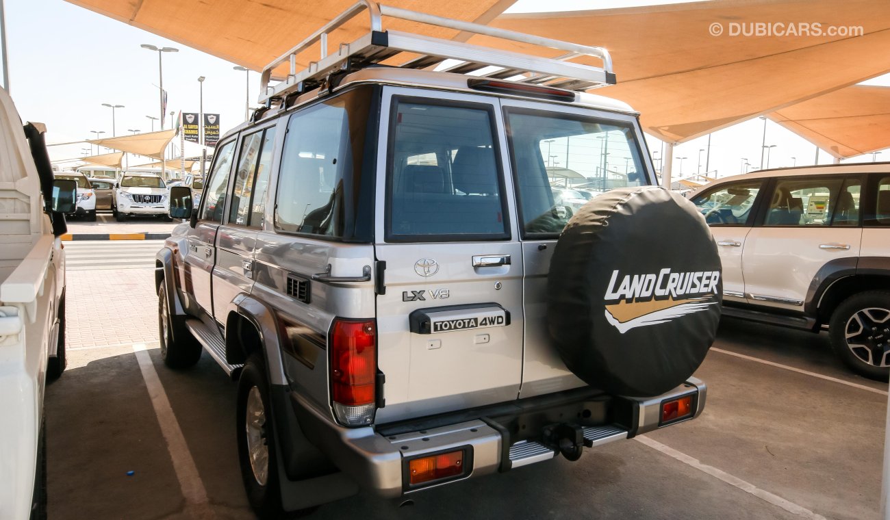 Toyota Land Cruiser 76 DIESEL HARD TOP WITH DIFF LOCK