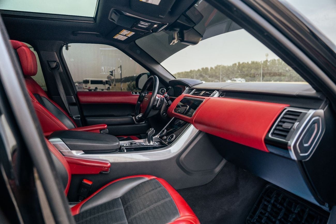 Land Rover Range Rover Sport AUTOBIOGRAPHY DYNAMIC 5.0L V8 Supercharged – Luxury Performance SUV | Book Now!