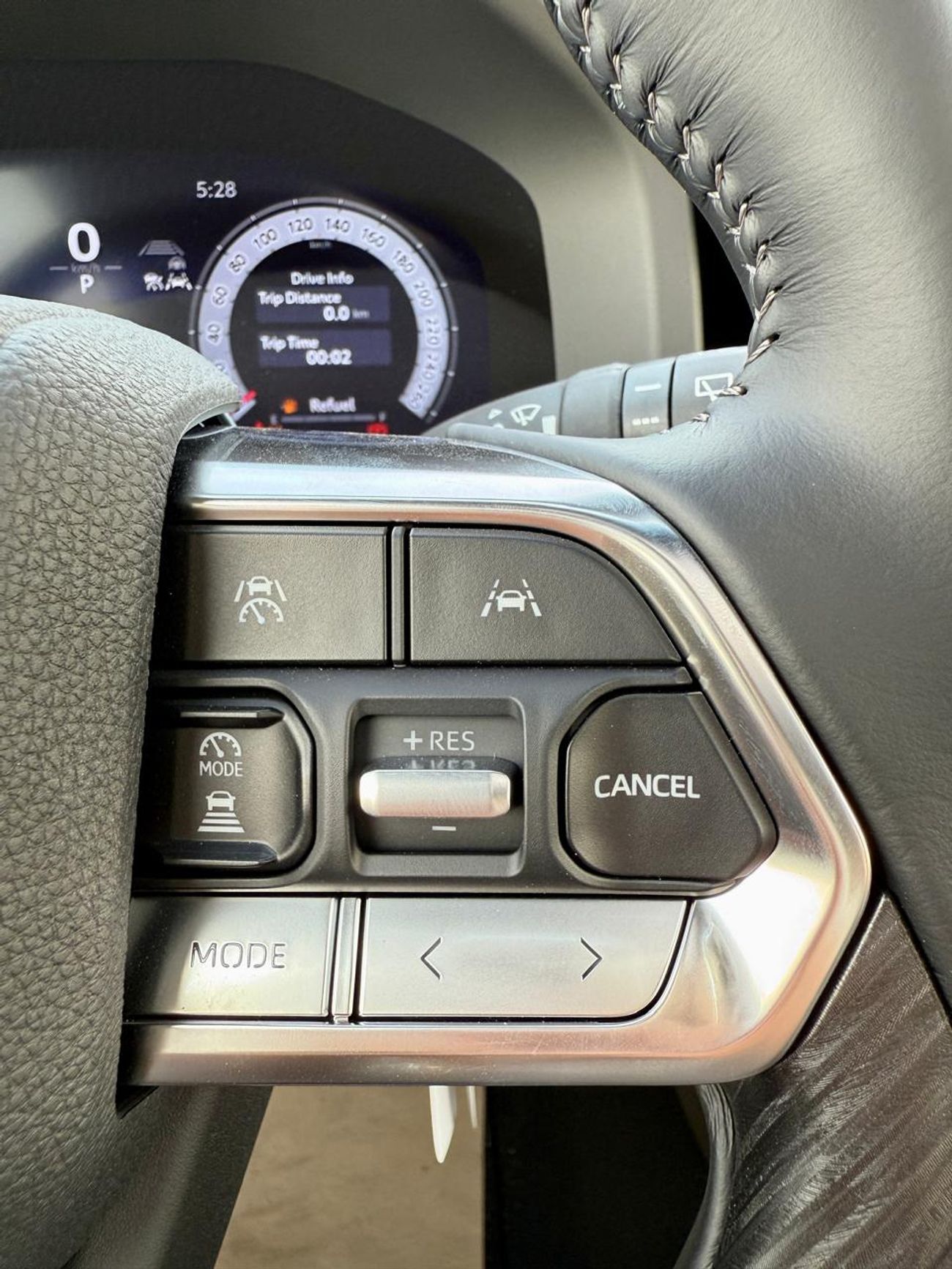 Toyota Land Cruiser VXR 3.5L