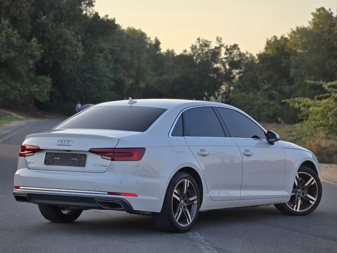Audi A4 40 TFSI Design 2.0L AUDI A4 2019 //KOREAN // FULL OPITION // LOW MILEAGE // PERFECT CONDITION