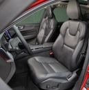 فولفو XC 60 B5 Momentum 2.0L