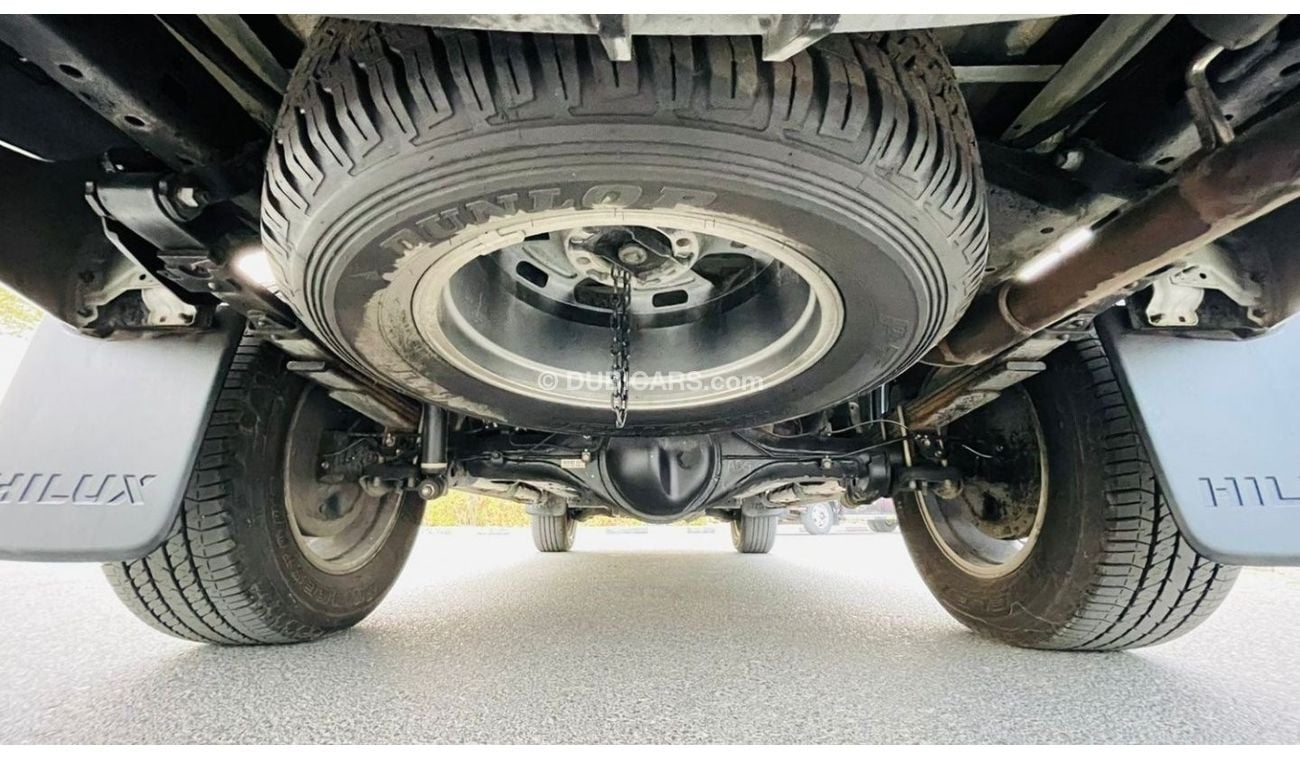 Toyota Hilux 2018 ROGUE 4X4 Diesel 2.8L | PREMIUM LEATHER ELECTRIC SEATS | PUSH START | BOOT COVER | GOOD CONDITI