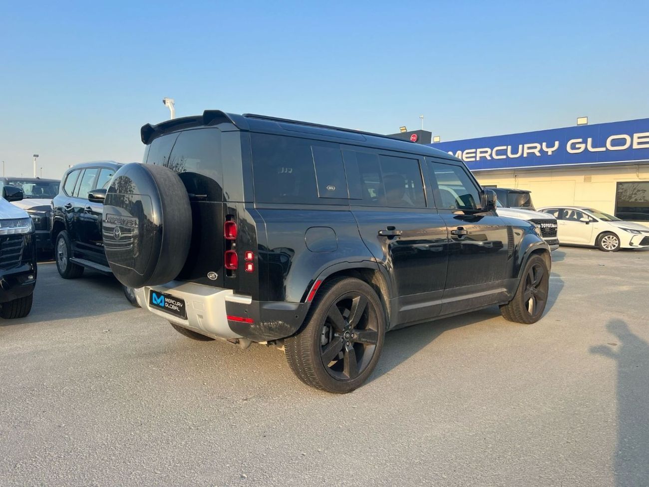 لاند روفر ديفندر 110 SE P400 3.0L