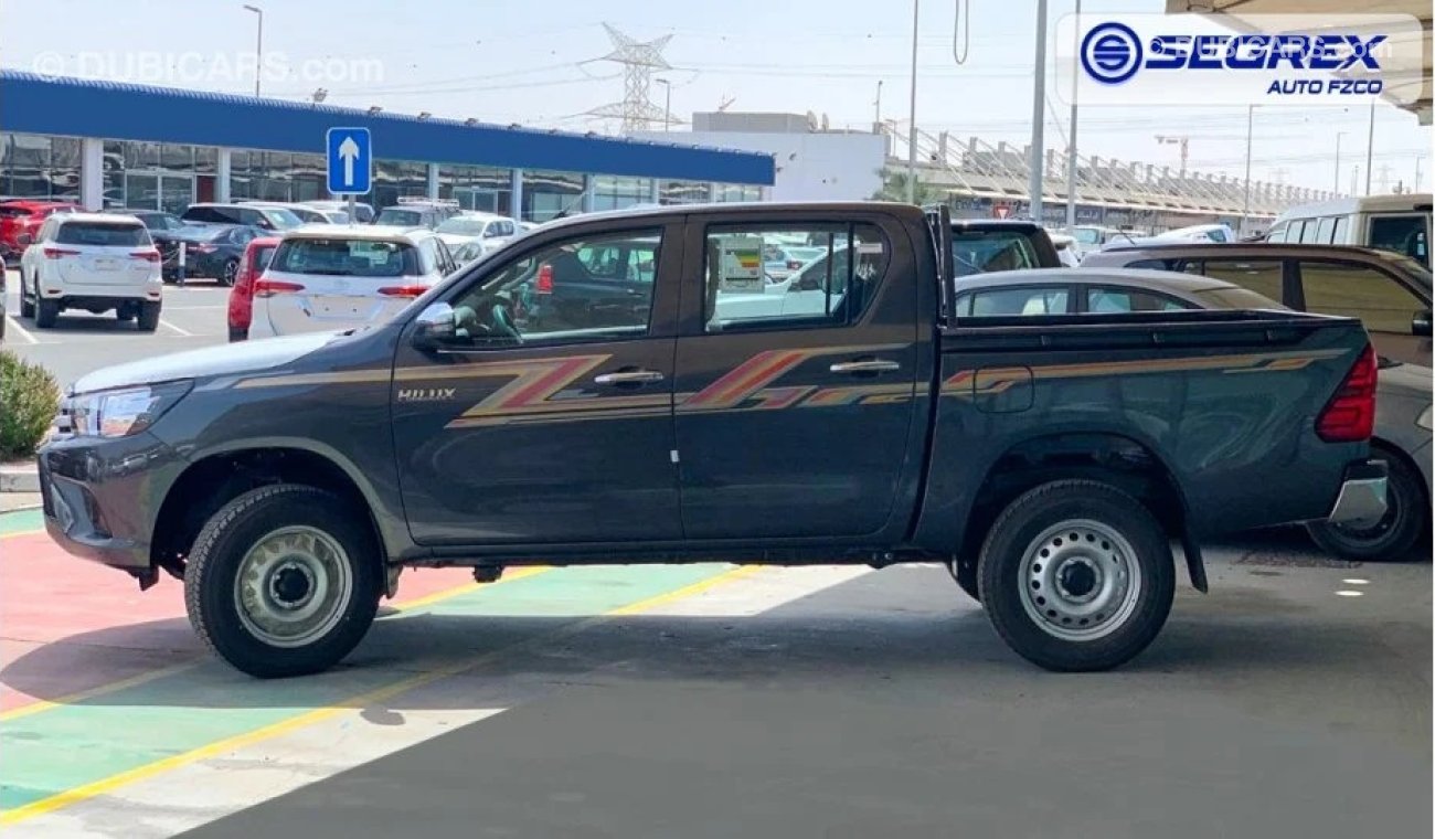 تويوتا هيلوكس 2.4 DC 4x4 6MT LOW. 6 STR. AC. PWR WINDOWS- different colors available