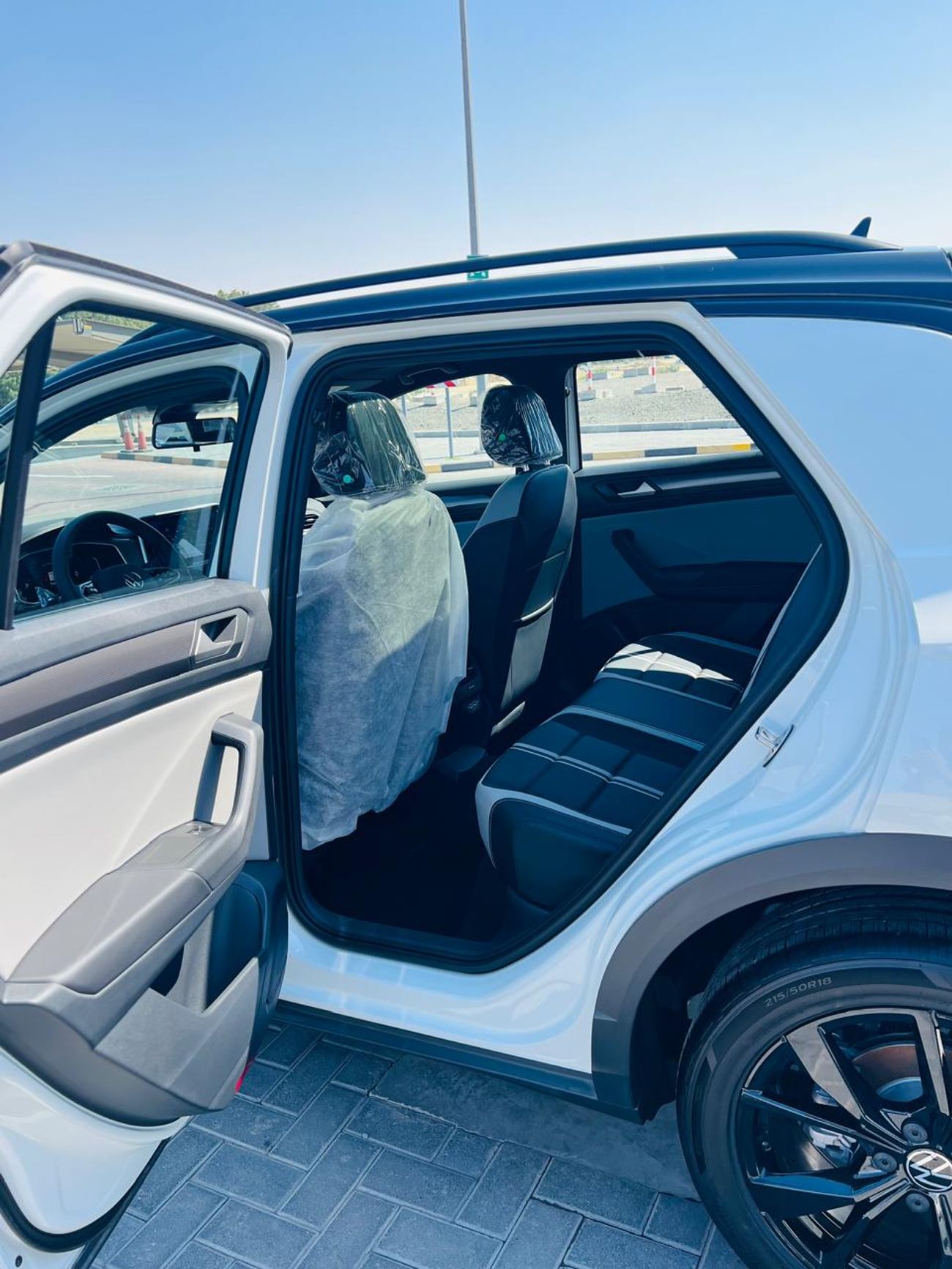 فولكس واجن T ROC 1.4L TSI R-Line