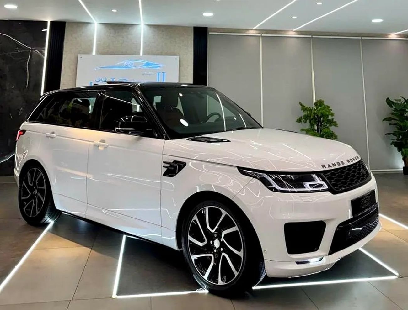 Land Rover Range Rover Sport Supercharged 5.0L Autobiography Ultimate Edition