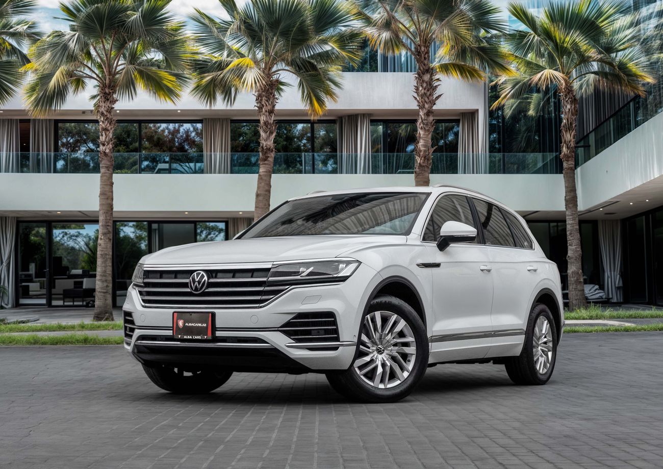 Volkswagen Touareg Touareg Atmosphere Highline | 2,742 P.M | 0% Downpayment | Low Kms | Warranty!