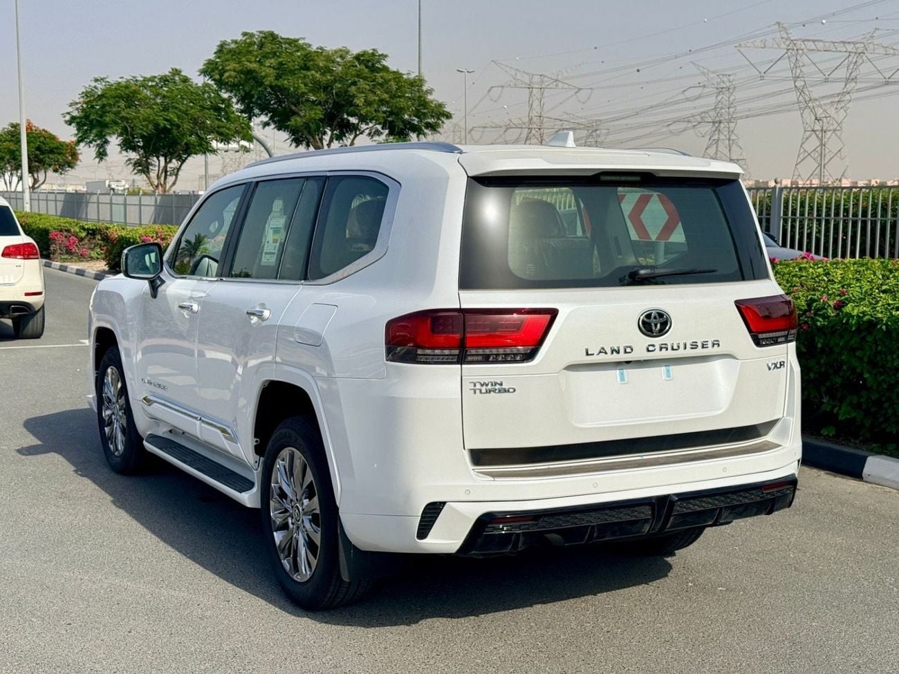تويوتا لاند كروزر TOYOTA Land Cruiser VXR 3.5 Full option 2026 GCC
